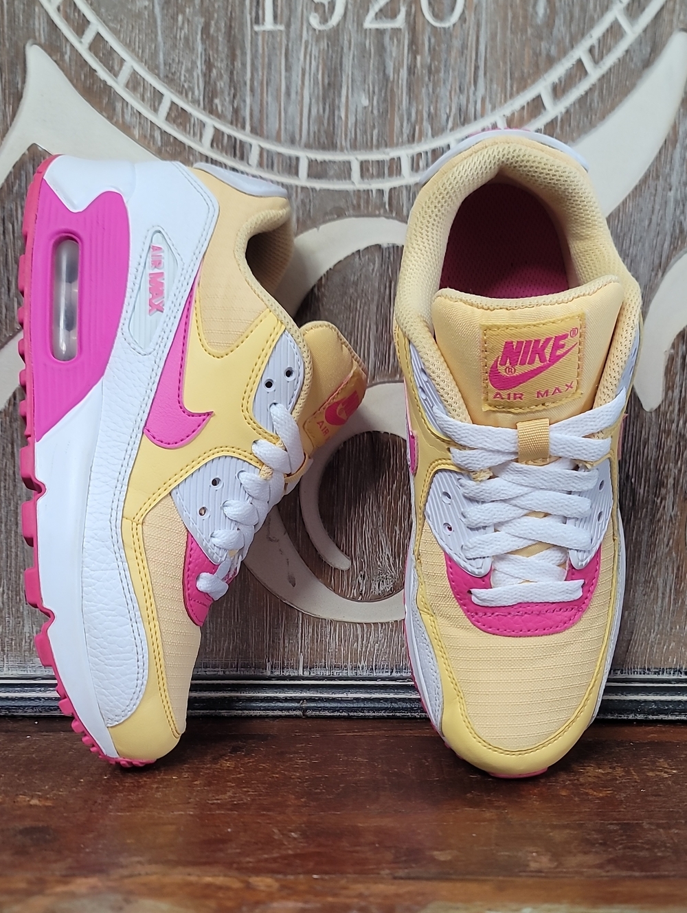 🔥 Nike Air Max 90 'Topaz Fuchsia' Wmns 6, Great Condition Fast Shipping